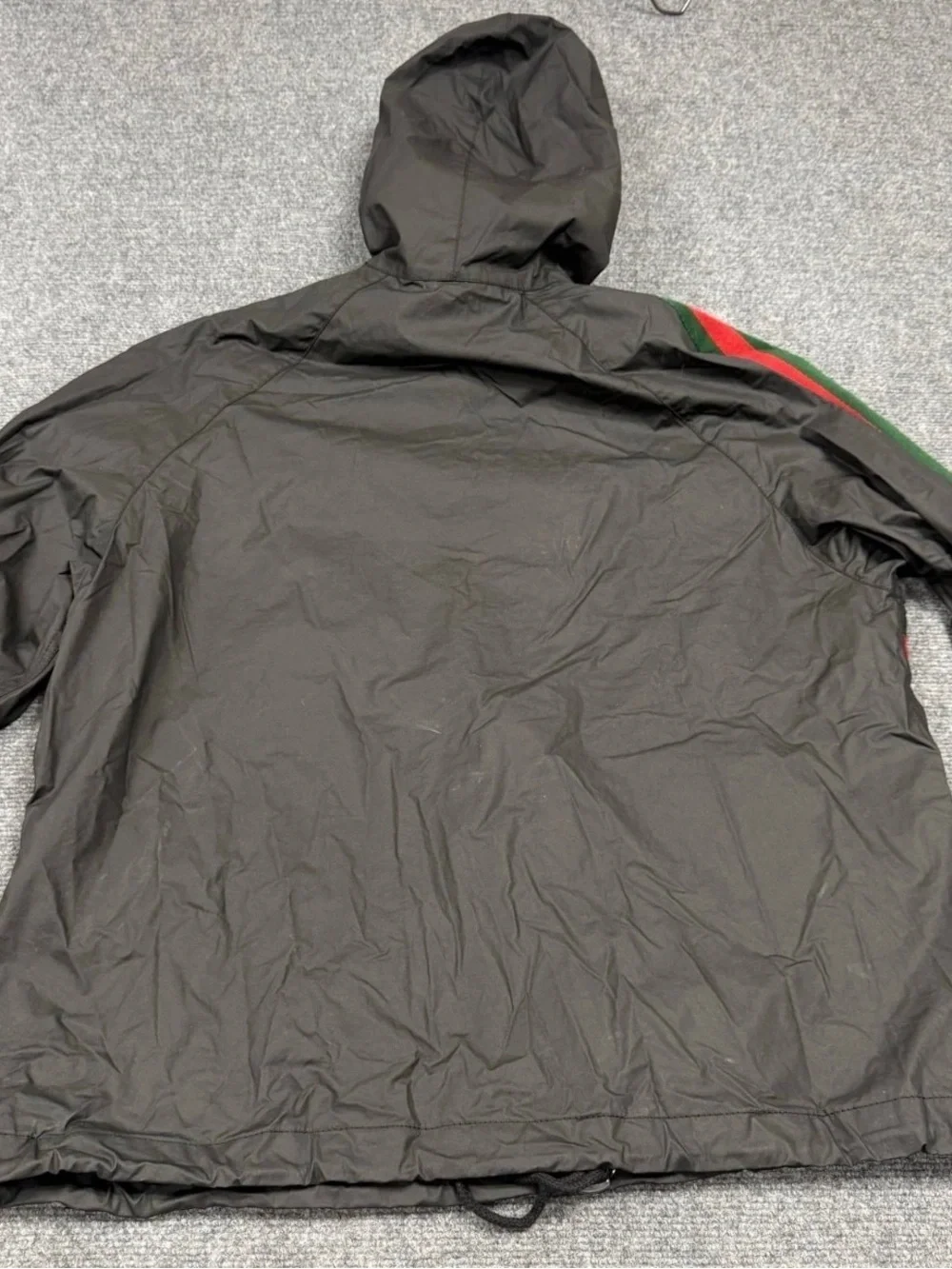 Gucci pre owned